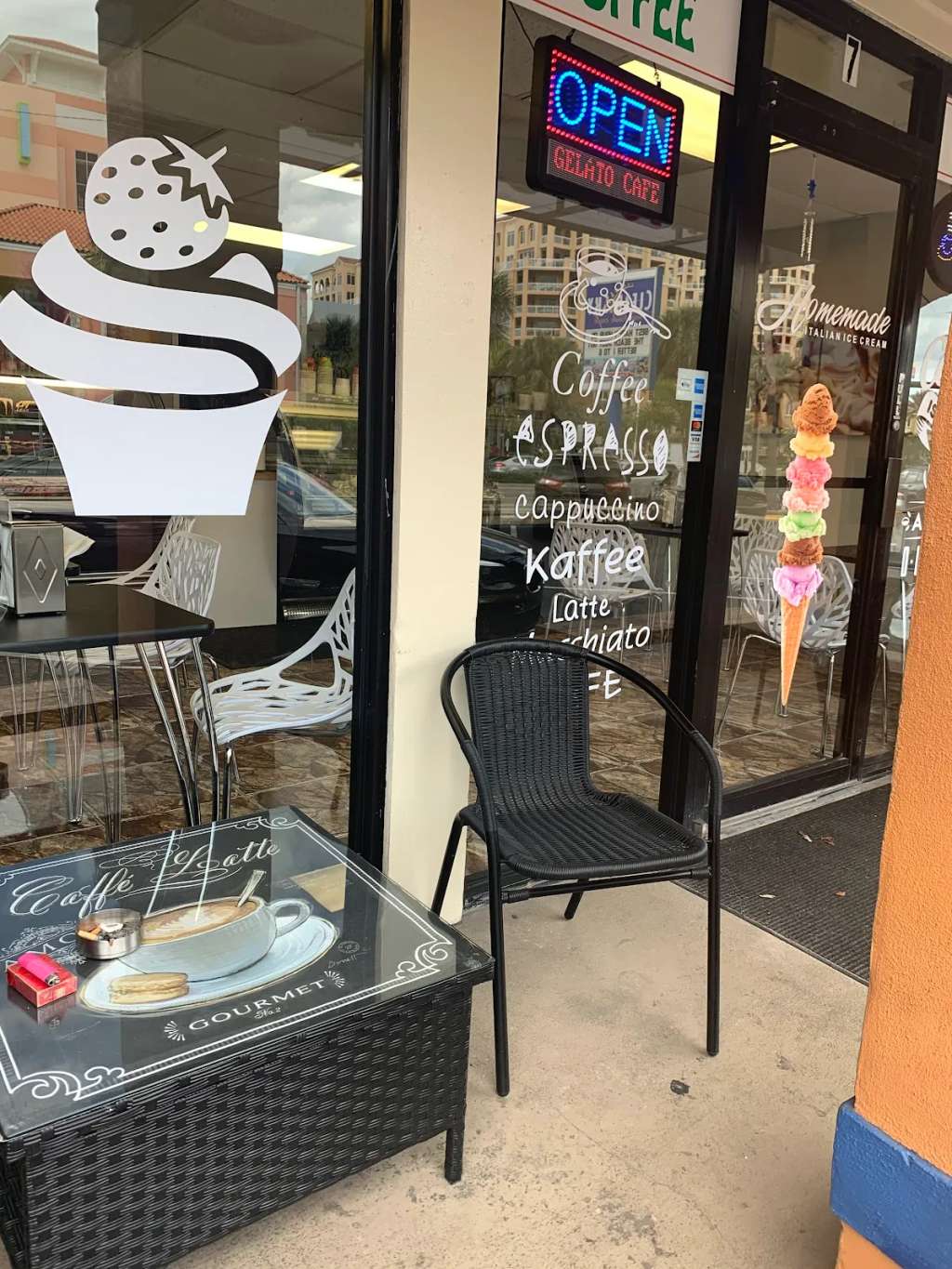 Gelato cafe #1