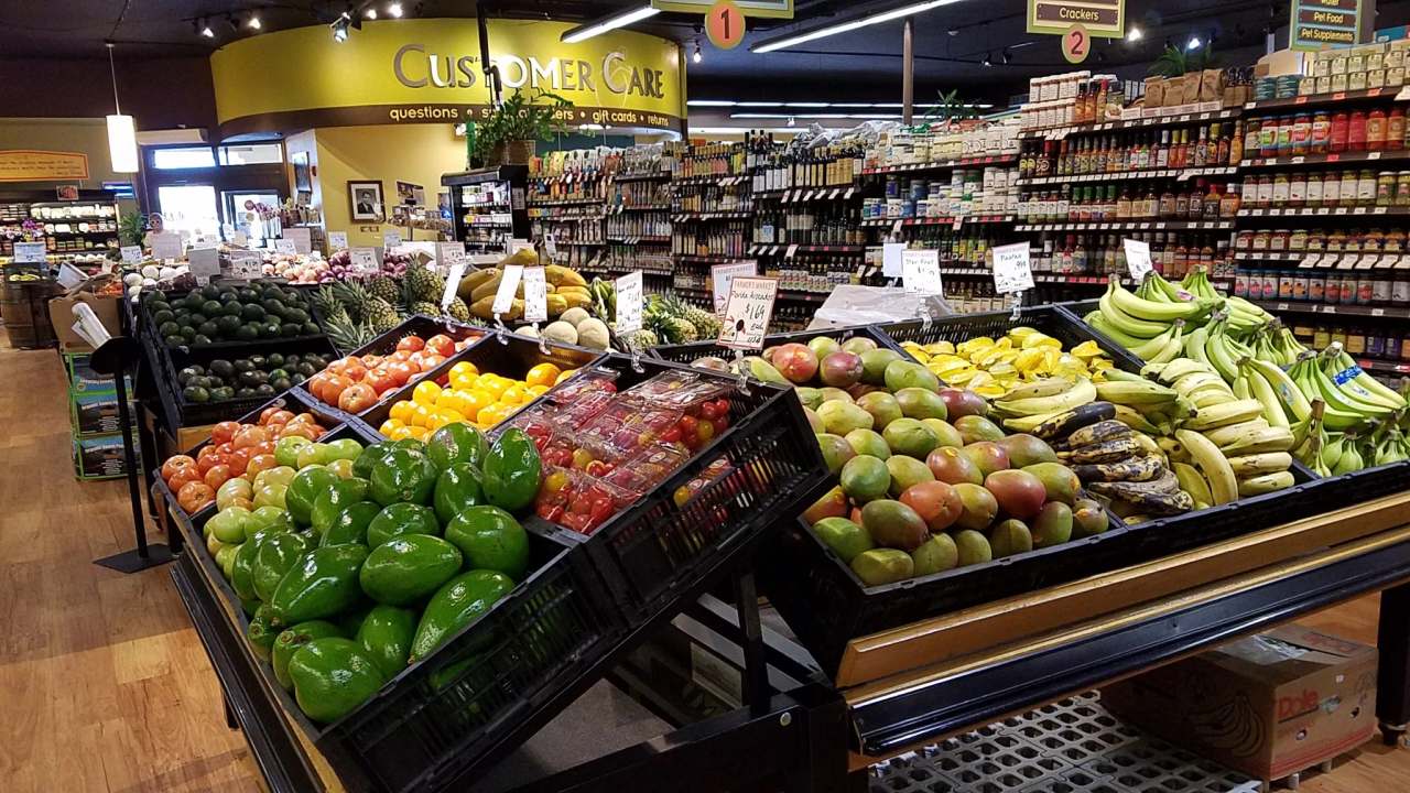 Nature's Food Patch Market & Café — photo 3