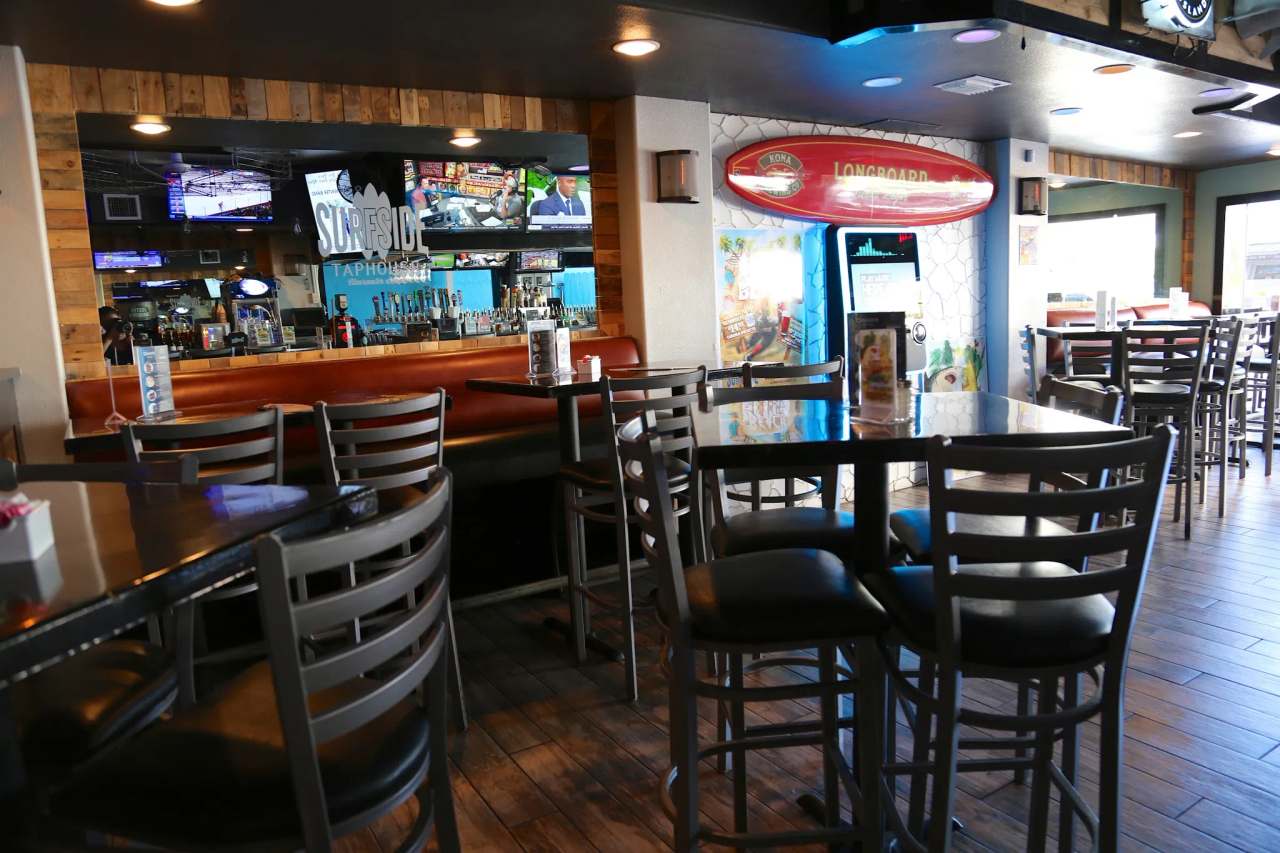 Surfside Taphouse — photo 1