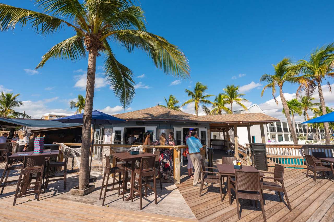 Jimmy B's Beach Bar — photo 1