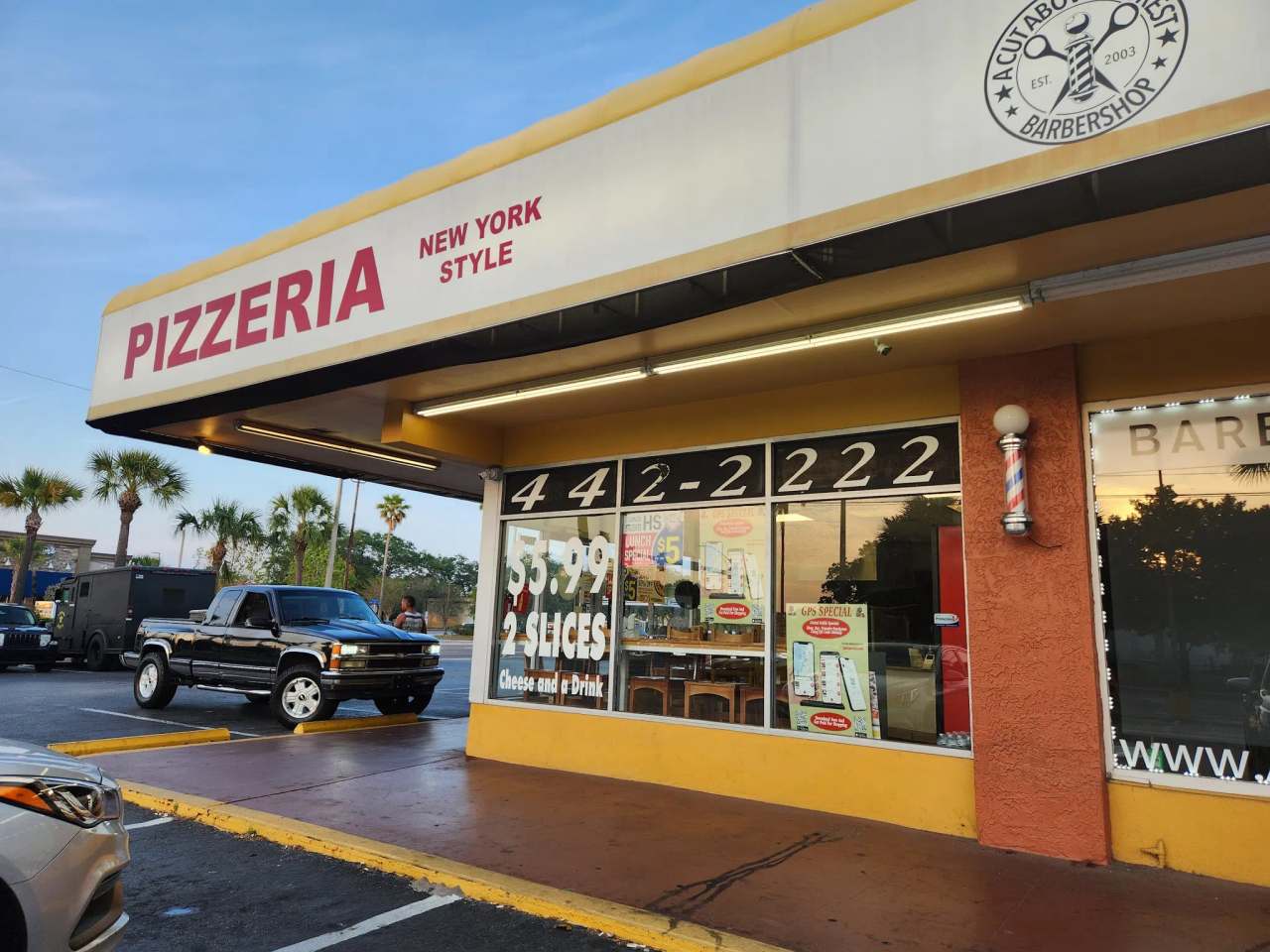 Zekos Pizzeria — photo 1