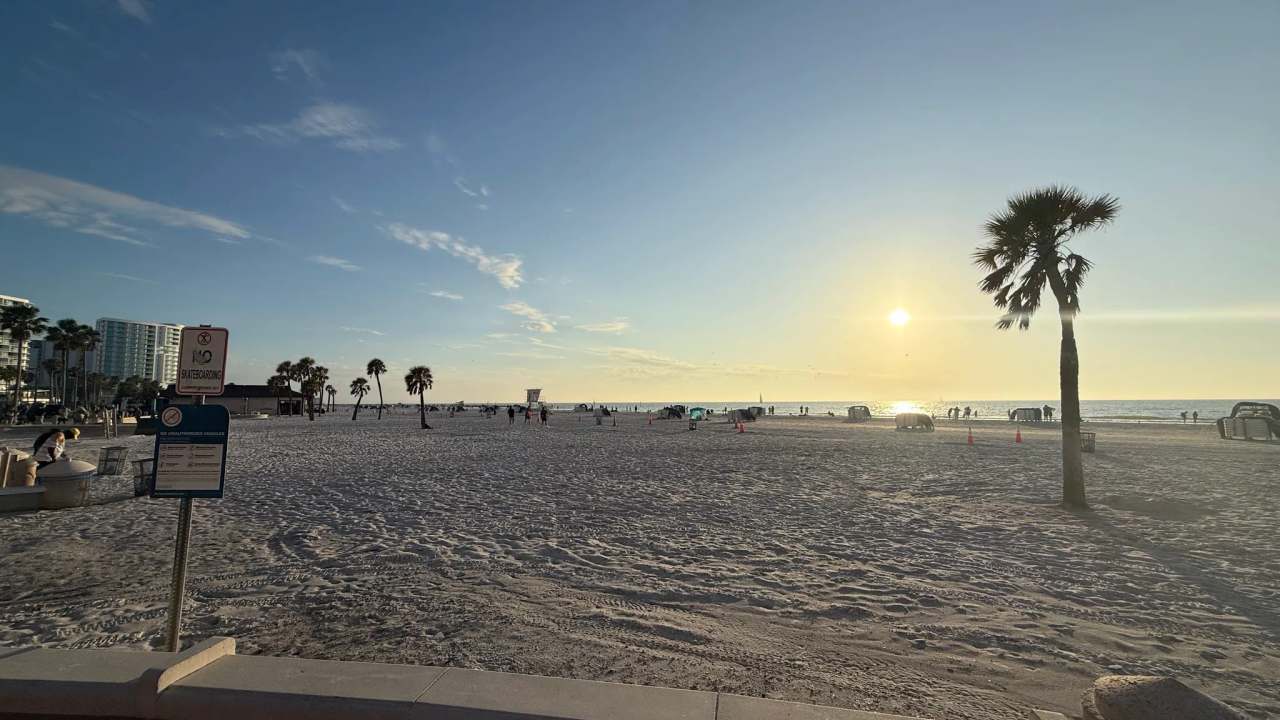 Barefoot Beach House — photo 3