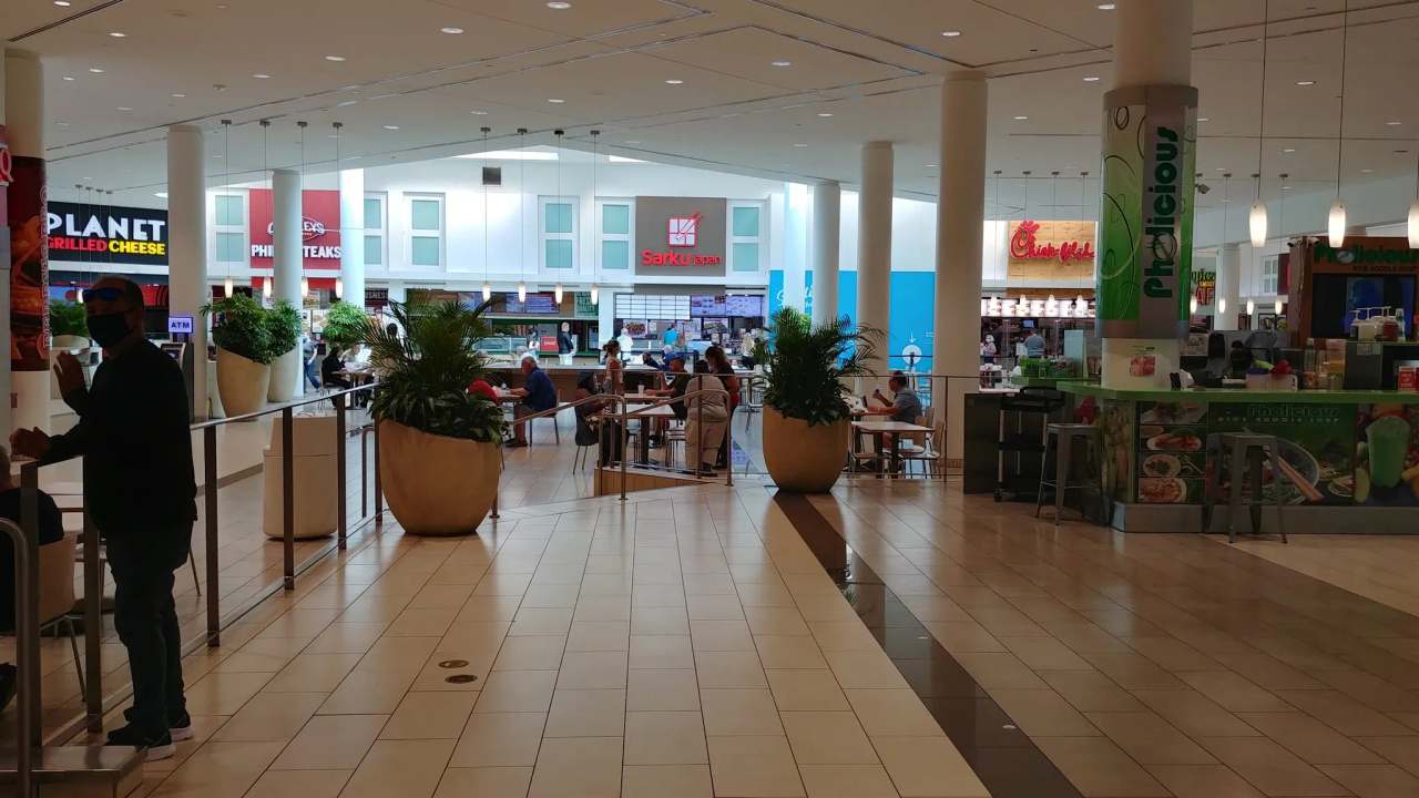 Countryside Mall — photo 3